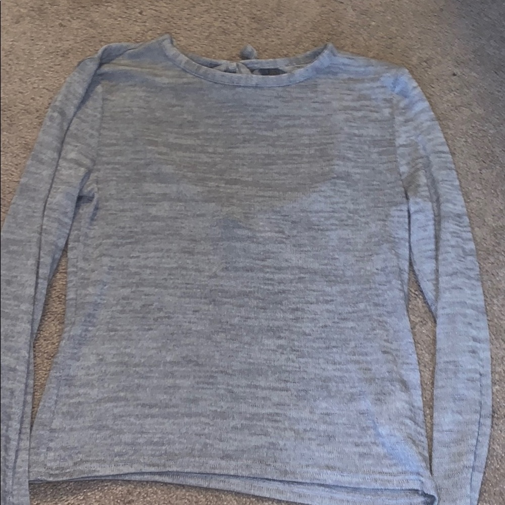 Grey long sleeve shirt